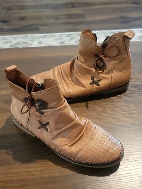 Spring Step Style, POMEROYA leather bootie Camel SZ 39